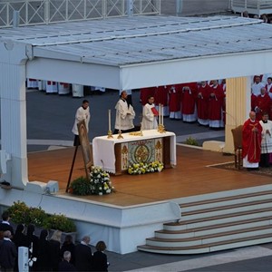 Nadbiskup Kutleša predvodio misno slavlje na Trgu sv. Petra na Hrvatskom nacionalnom hodočašću u Rim